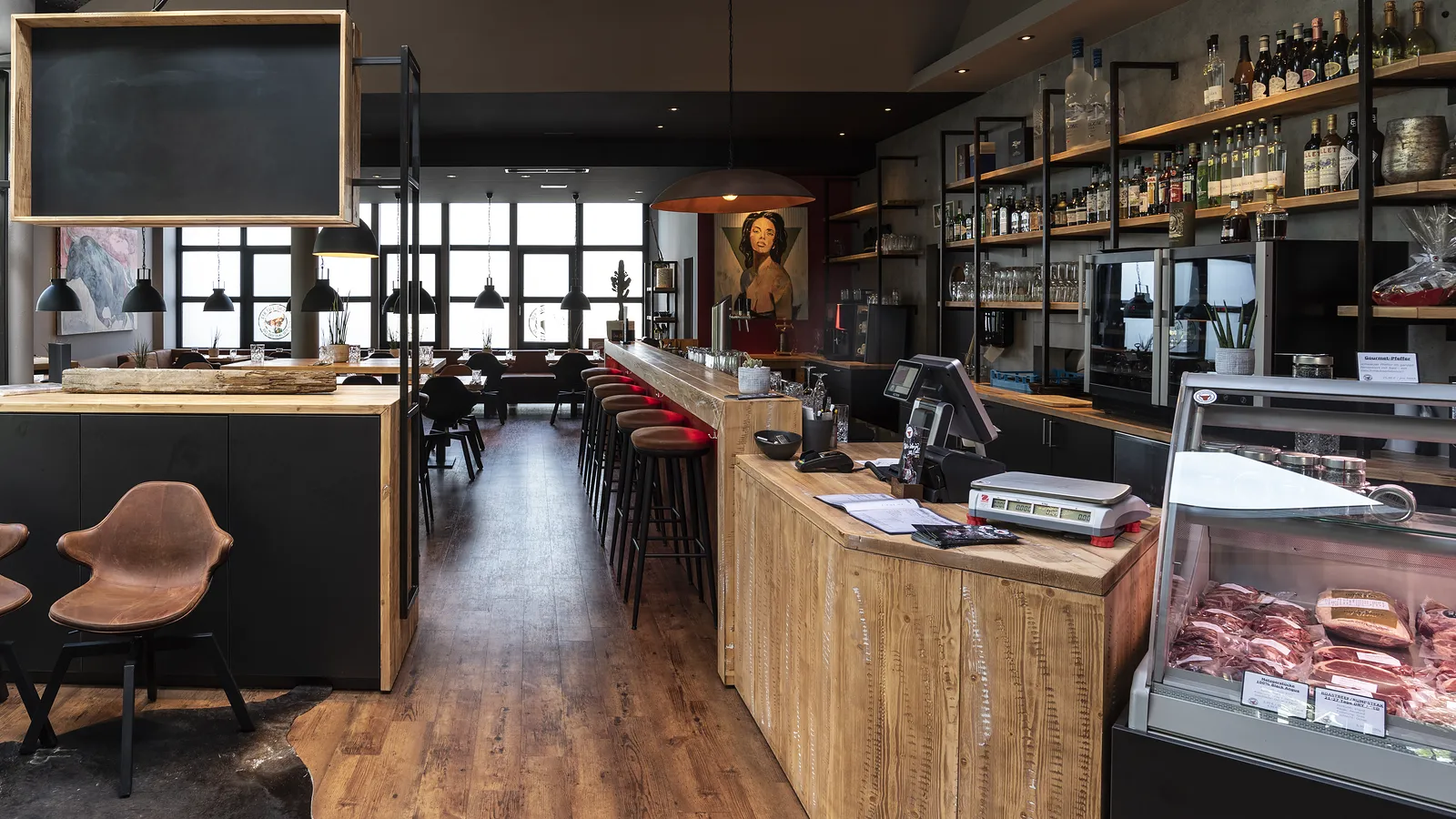 Filetshop Unna – markenkonformes Ladenlokal mit Theke und Sitzbereich