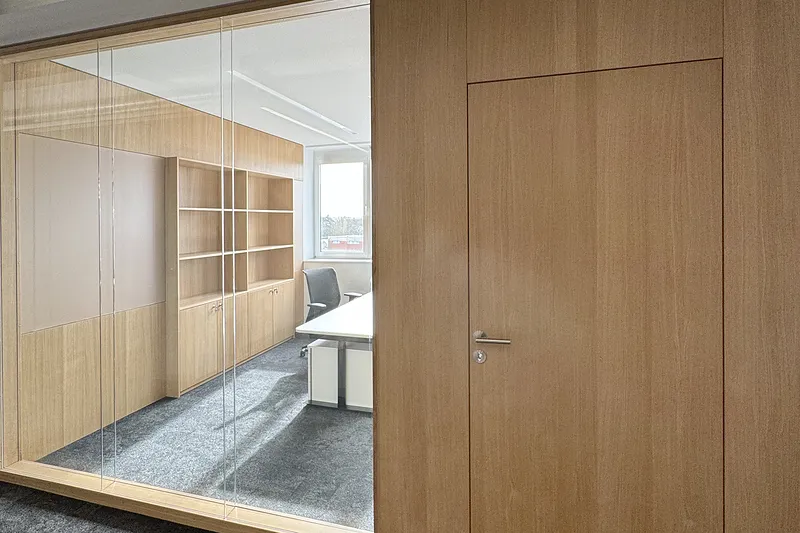 Innenausbau – Akustik und Raumstruktur